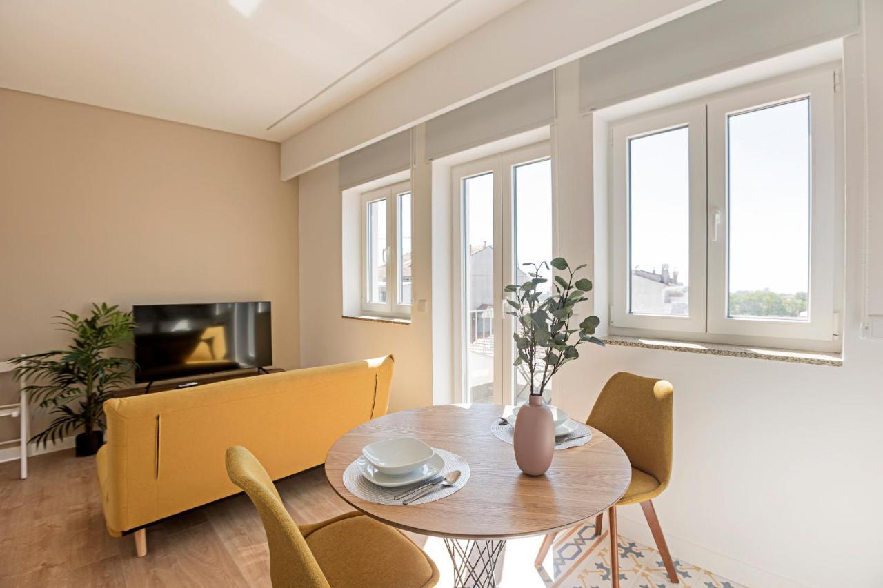 Urban House By Lovelystay Porto Bagian luar foto