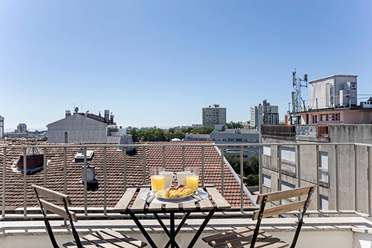 Urban House By Lovelystay Porto Bagian luar foto