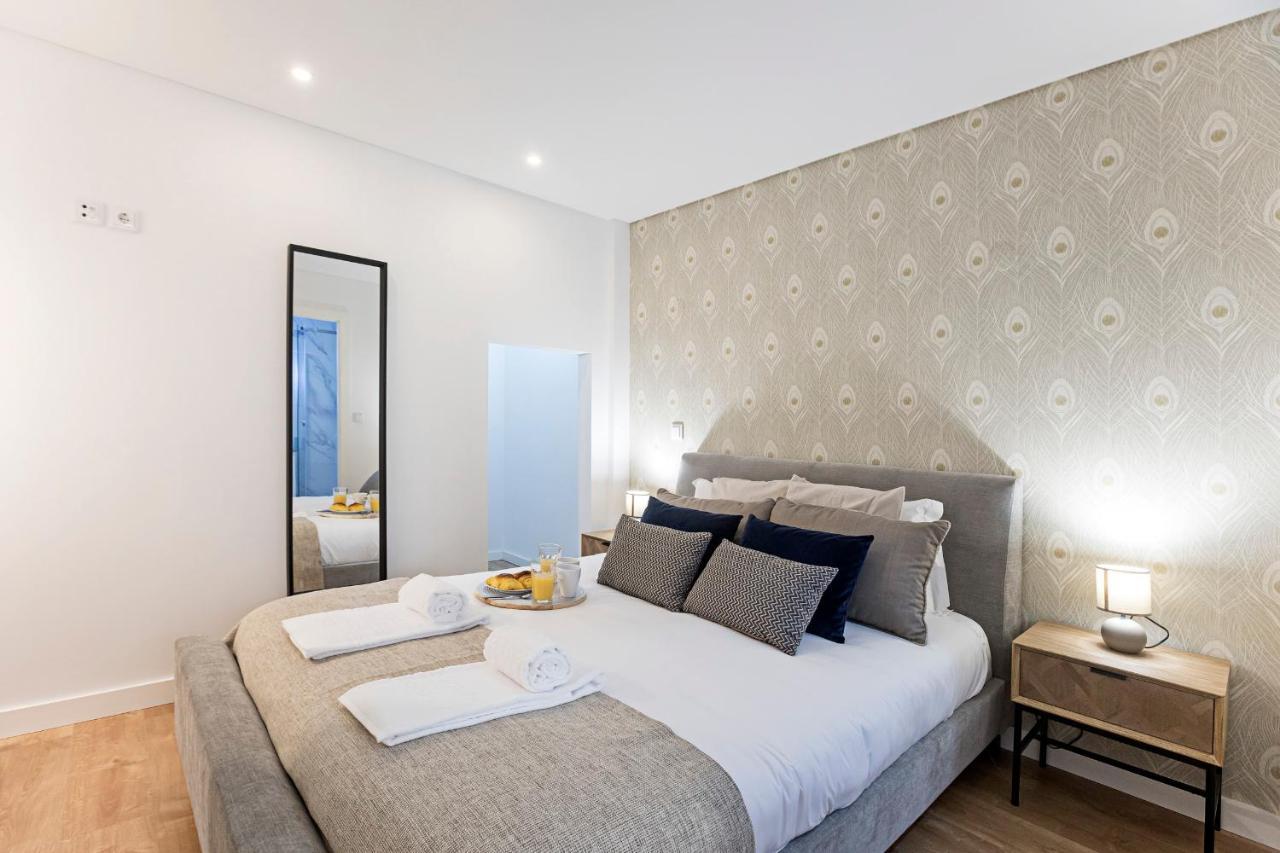 Urban House By Lovelystay Porto Bagian luar foto