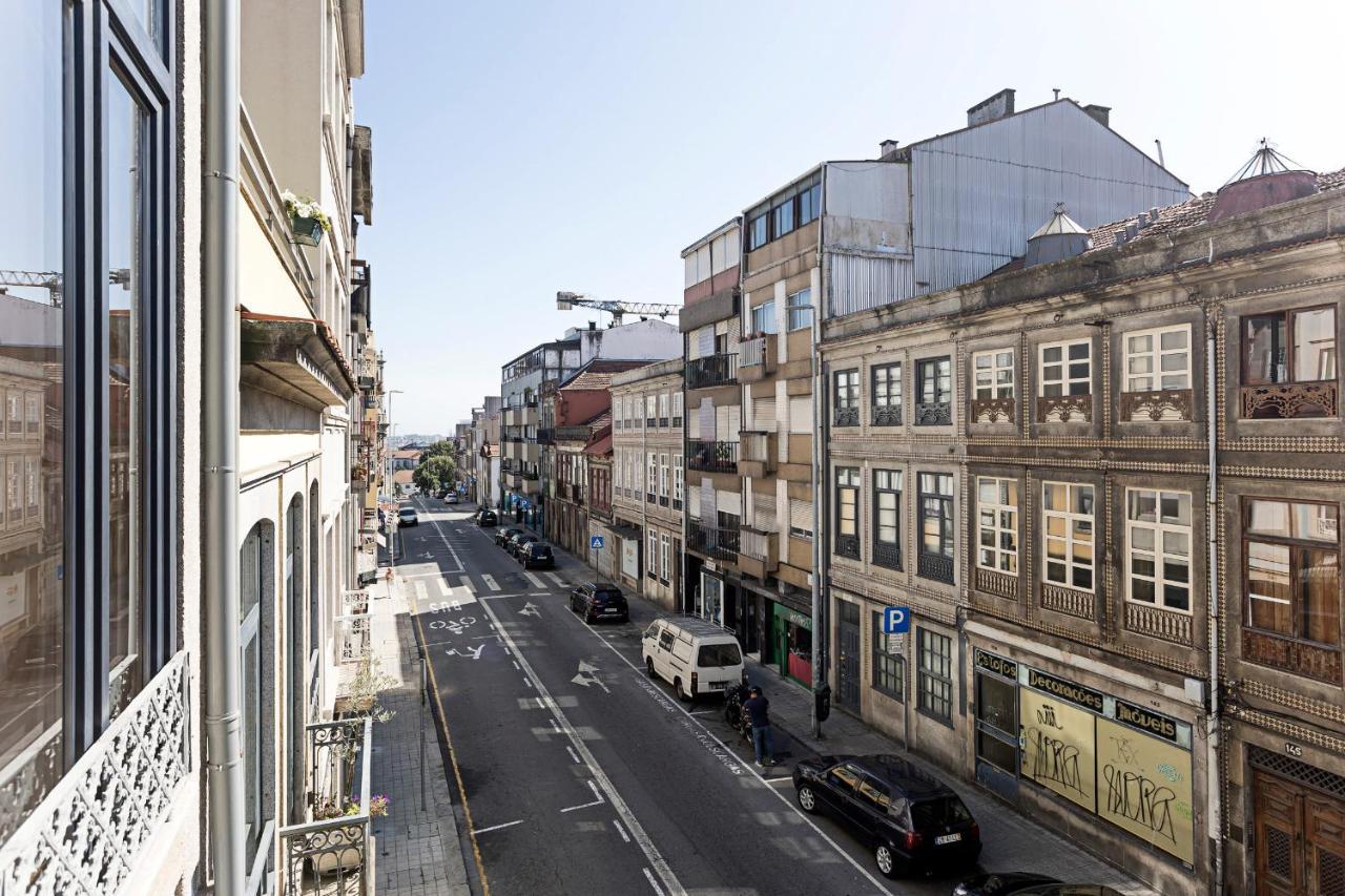 Urban House By Lovelystay Porto Bagian luar foto