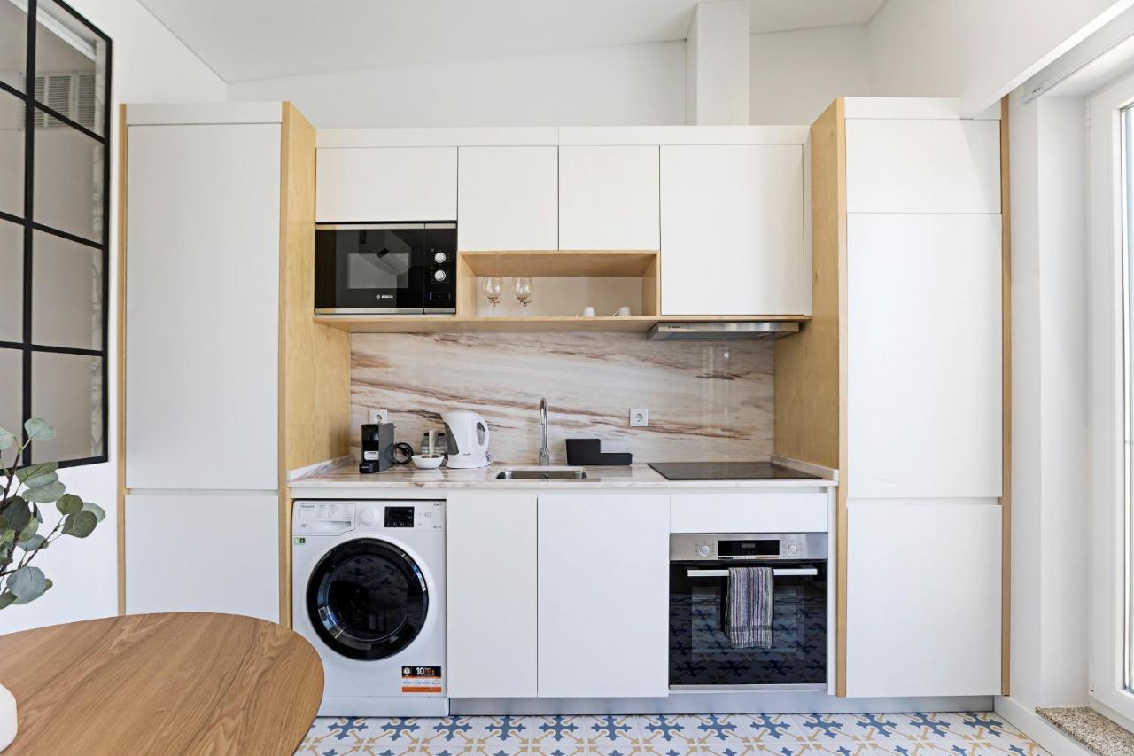 Urban House By Lovelystay Porto Bagian luar foto