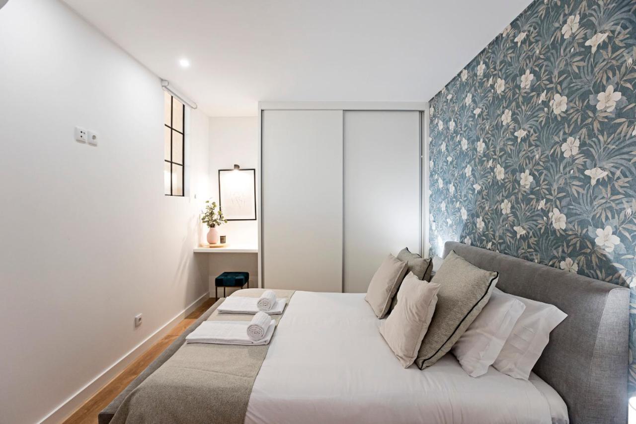 Urban House By Lovelystay Porto Bagian luar foto