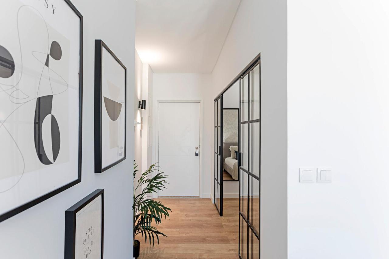 Urban House By Lovelystay Porto Bagian luar foto