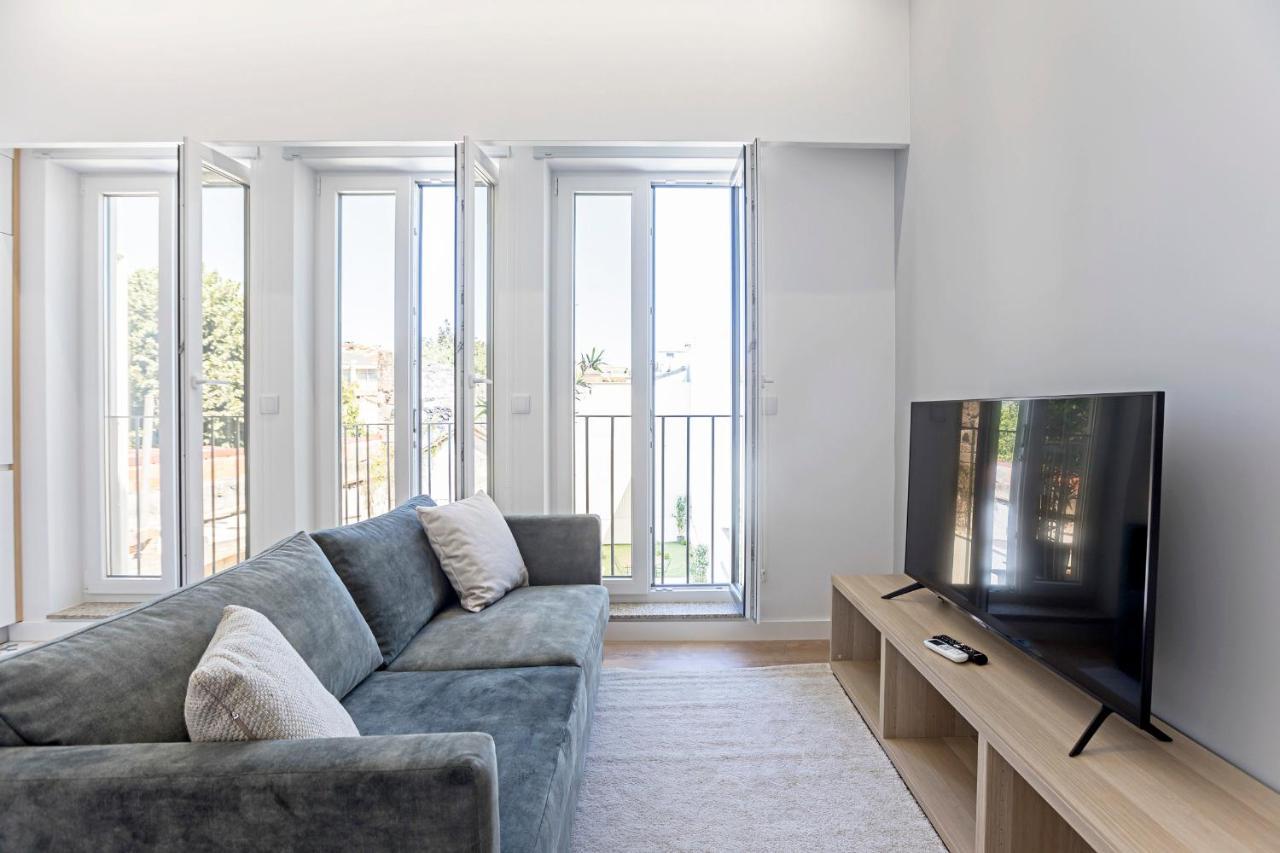 Urban House By Lovelystay Porto Bagian luar foto