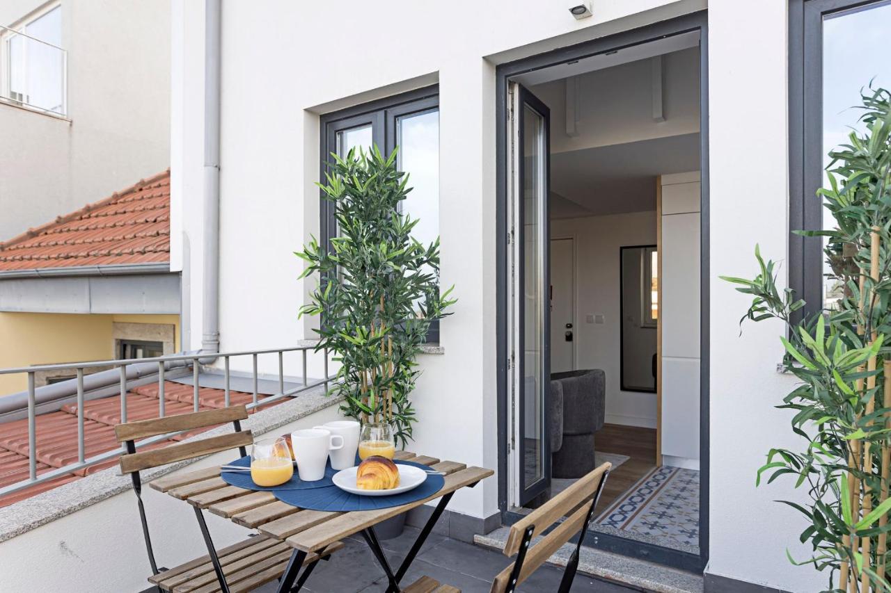 Urban House By Lovelystay Porto Bagian luar foto